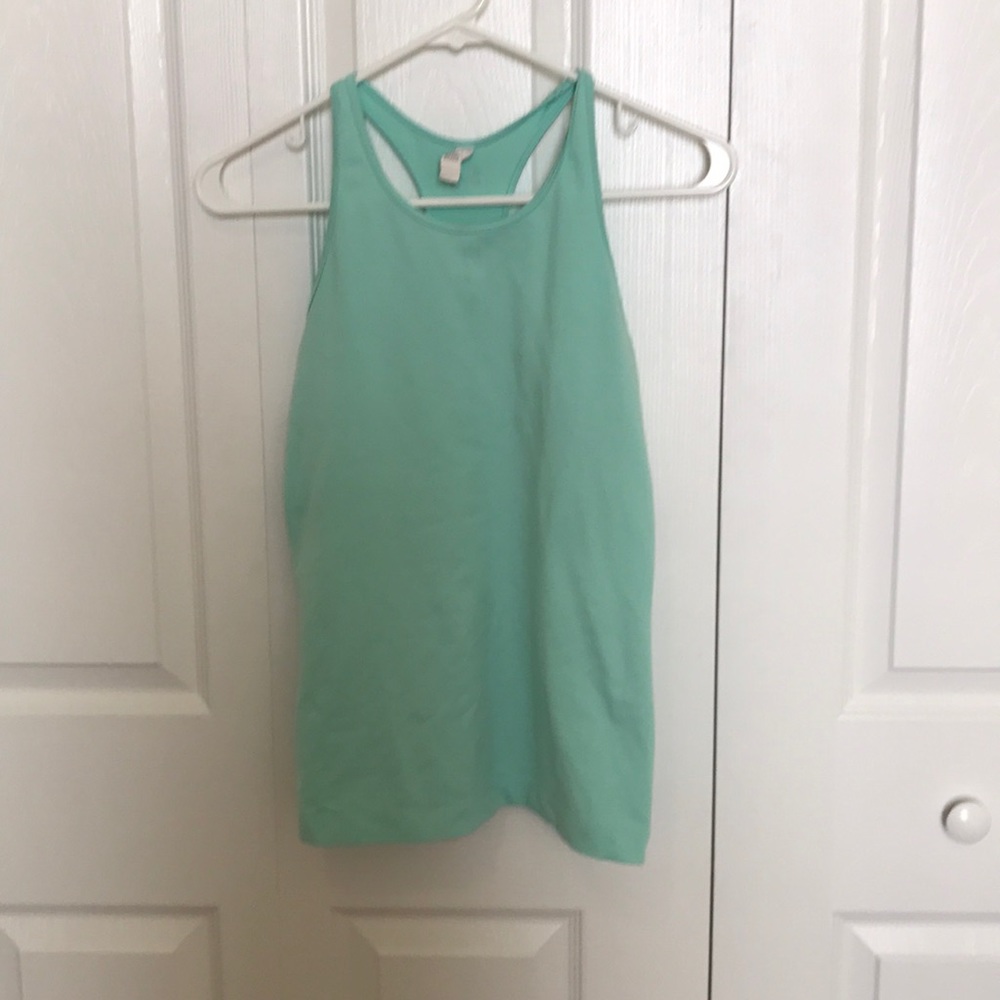 Workout tank top